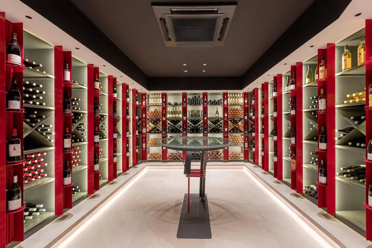 Rivage Hotel & Spa אנסי 4*,