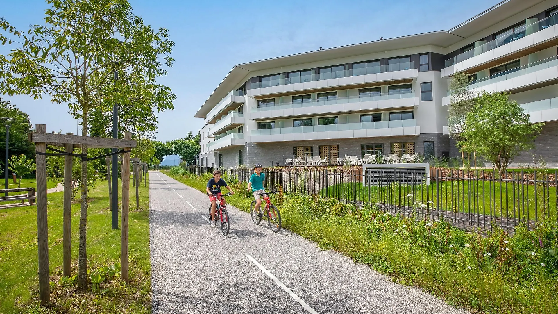 Rivage Hotel & Spa Annecy 4*,  France
